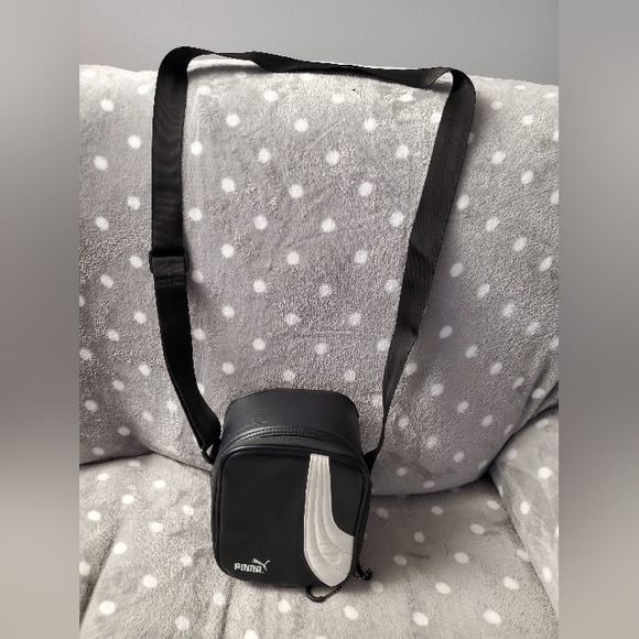 Puma cross body storage bag - Picture 11 of 11